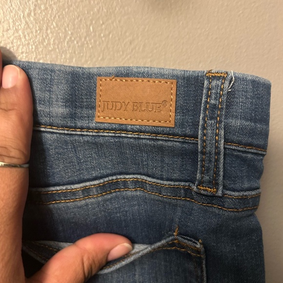 Judy Blue jeans - medium blue distressed pull on style stretch denim - Picture 7 of 12